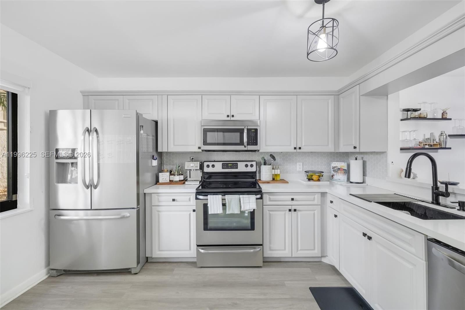 Real estate property located at 4155 Coral Springs Dr #4155, Broward, Lovins Townhouses Condo, Coral Springs, FL