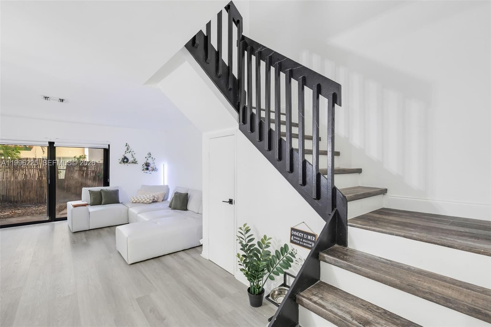 Real estate property located at 4155 Coral Springs Dr #4155, Broward, Lovins Townhouses Condo, Coral Springs, FL