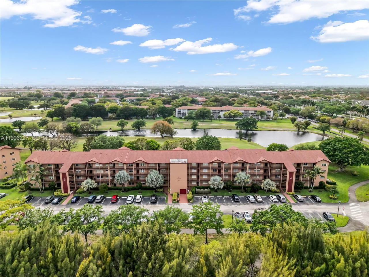 Real estate property located at 100 130th Ter #204C, Broward, Lancaster At Century Vill, Pembroke Pines, FL