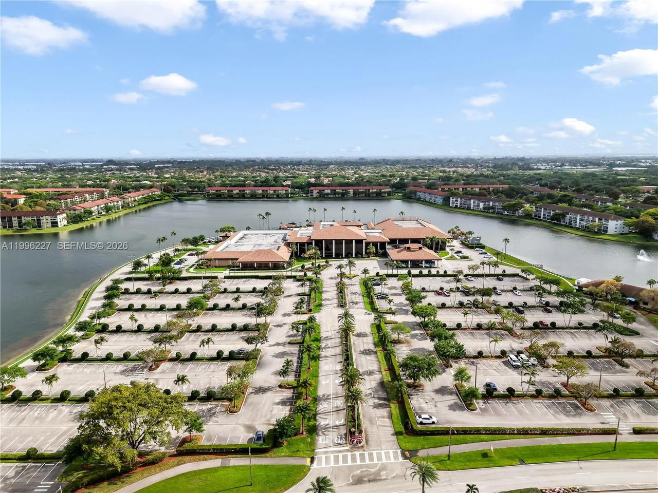 Real estate property located at 100 130th Ter #204C, Broward, Lancaster At Century Vill, Pembroke Pines, FL