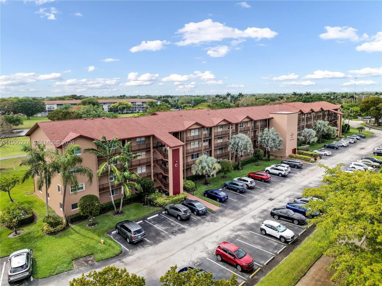Real estate property located at 100 130th Ter #204C, Broward, Lancaster At Century Vill, Pembroke Pines, FL