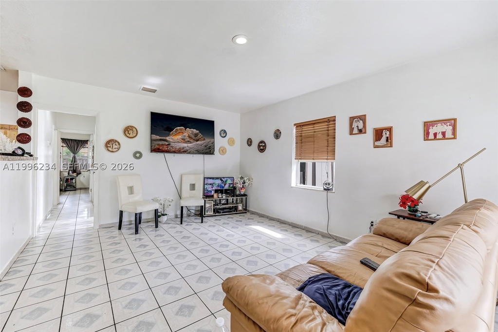 Real estate property located at 1263 182nd St, Miami-dade, Fulford By The Sea Rev Pl, North Miami Beach, FL