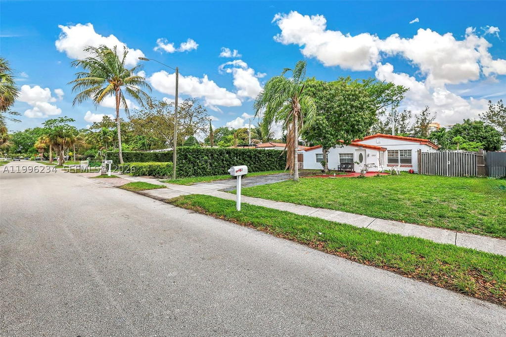 Real estate property located at 1263 182nd St, Miami-dade, Fulford By The Sea Rev Pl, North Miami Beach, FL