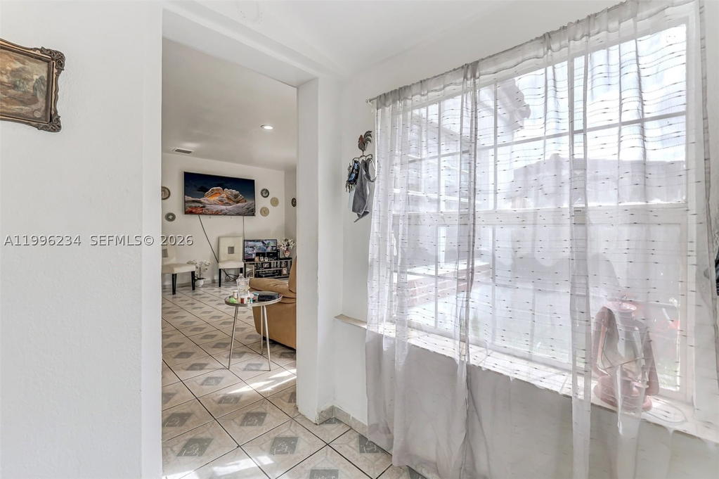 Real estate property located at 1263 182nd St, Miami-dade, Fulford By The Sea Rev Pl, North Miami Beach, FL
