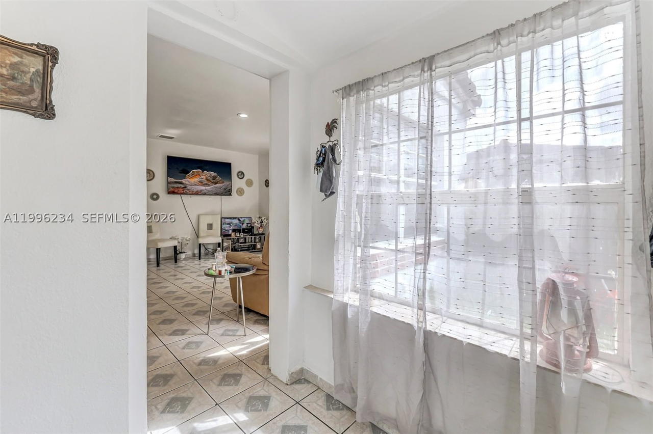 Real estate property located at 1263 182nd St, Miami-dade, Fulford By The Sea Rev Pl, North Miami Beach, FL