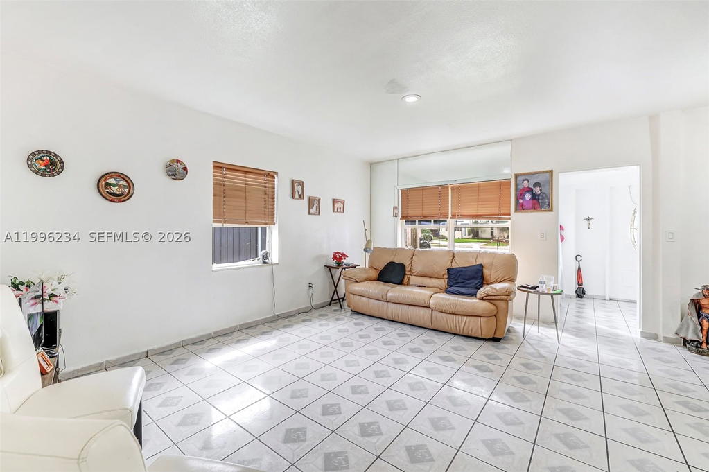 Real estate property located at 1263 182nd St, Miami-dade, Fulford By The Sea Rev Pl, North Miami Beach, FL