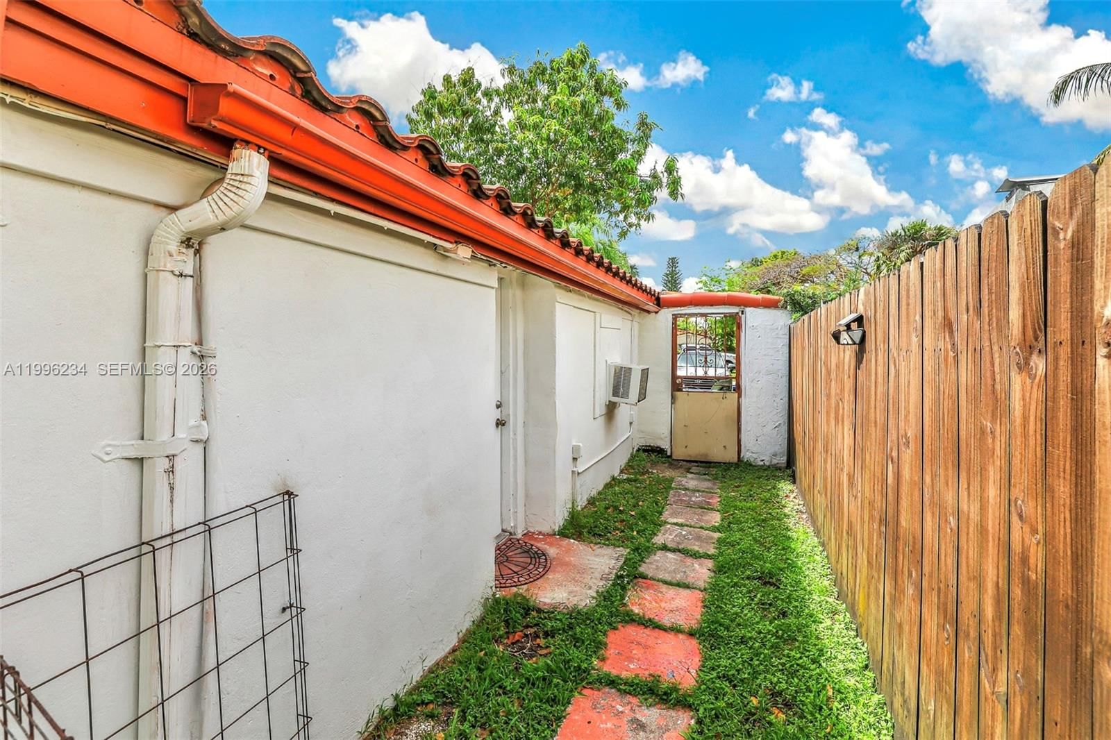 Real estate property located at 1263 182nd St, Miami-dade, Fulford By The Sea Rev Pl, North Miami Beach, FL