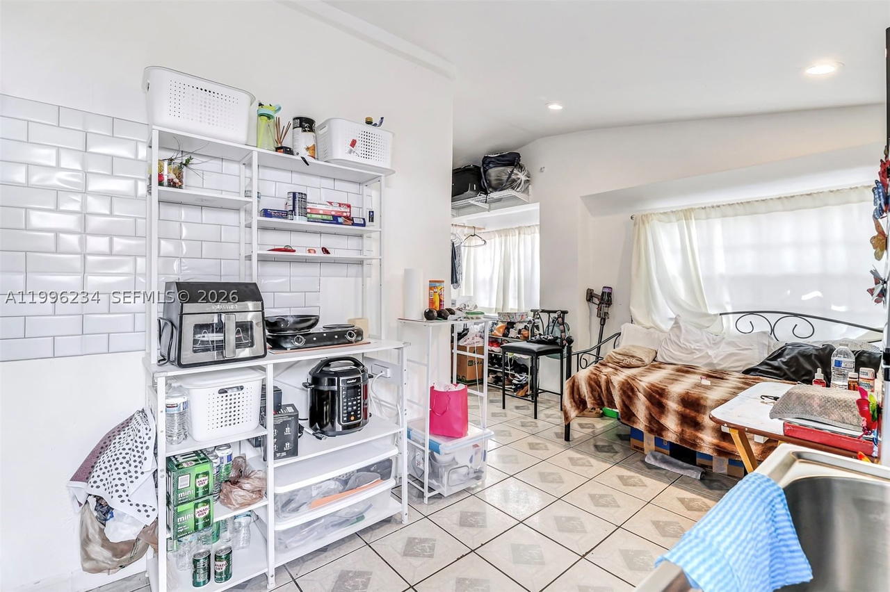 Real estate property located at 1263 182nd St, Miami-dade, Fulford By The Sea Rev Pl, North Miami Beach, FL