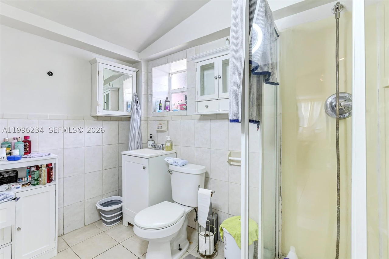 Real estate property located at 1263 182nd St, Miami-dade, Fulford By The Sea Rev Pl, North Miami Beach, FL