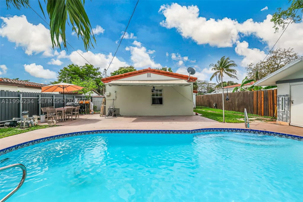 Real estate property located at 1263 182nd St, Miami-dade, Fulford By The Sea Rev Pl, North Miami Beach, FL