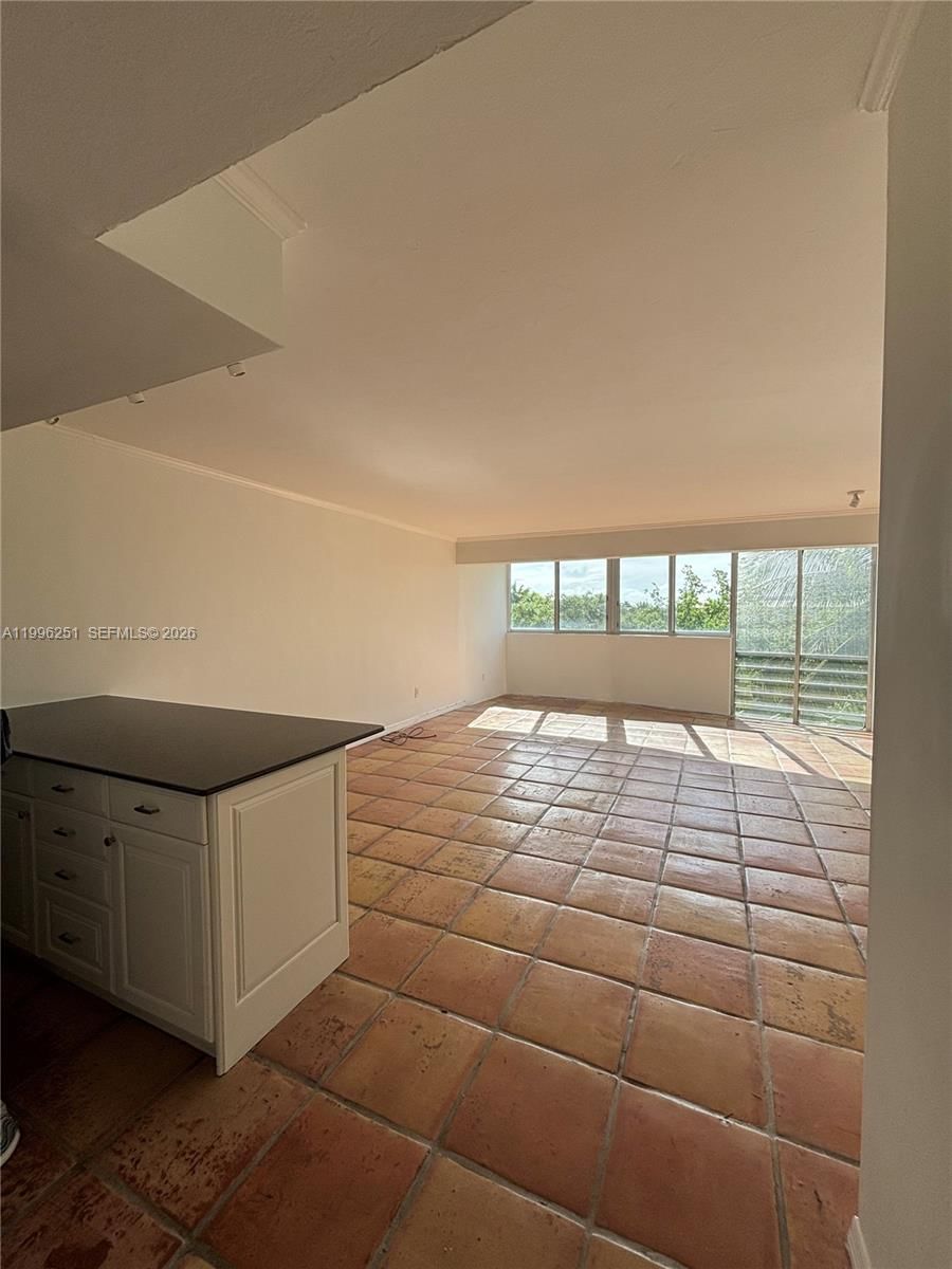 Real estate property located at 555 Crandon Blvd #43, Miami-dade, Crandon Tower Condo, Key Biscayne, FL