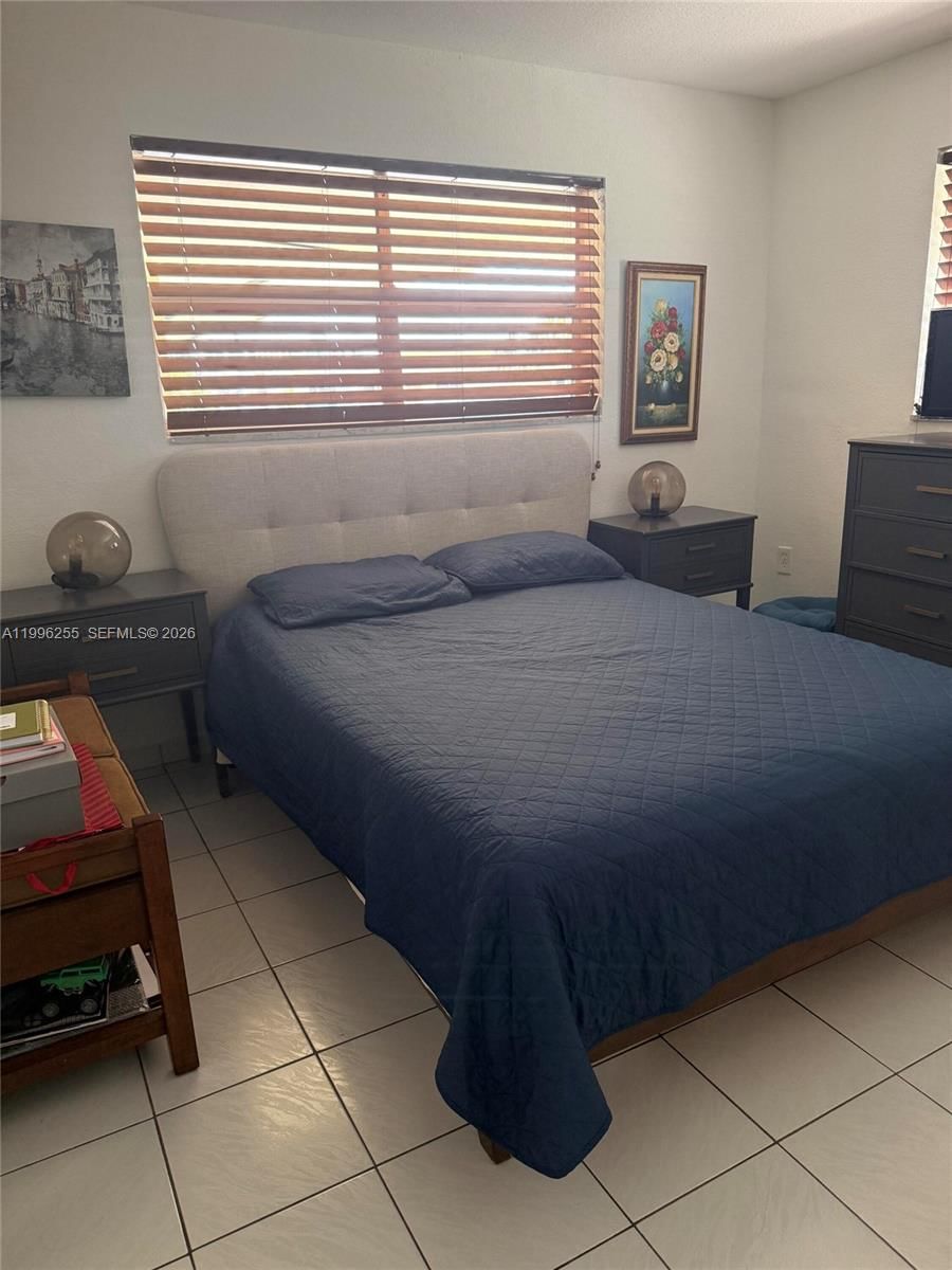 Real estate property located at 17050 14th Ave #315, Miami-dade, Mar-len Gardens No 3 Corp, Miami, FL