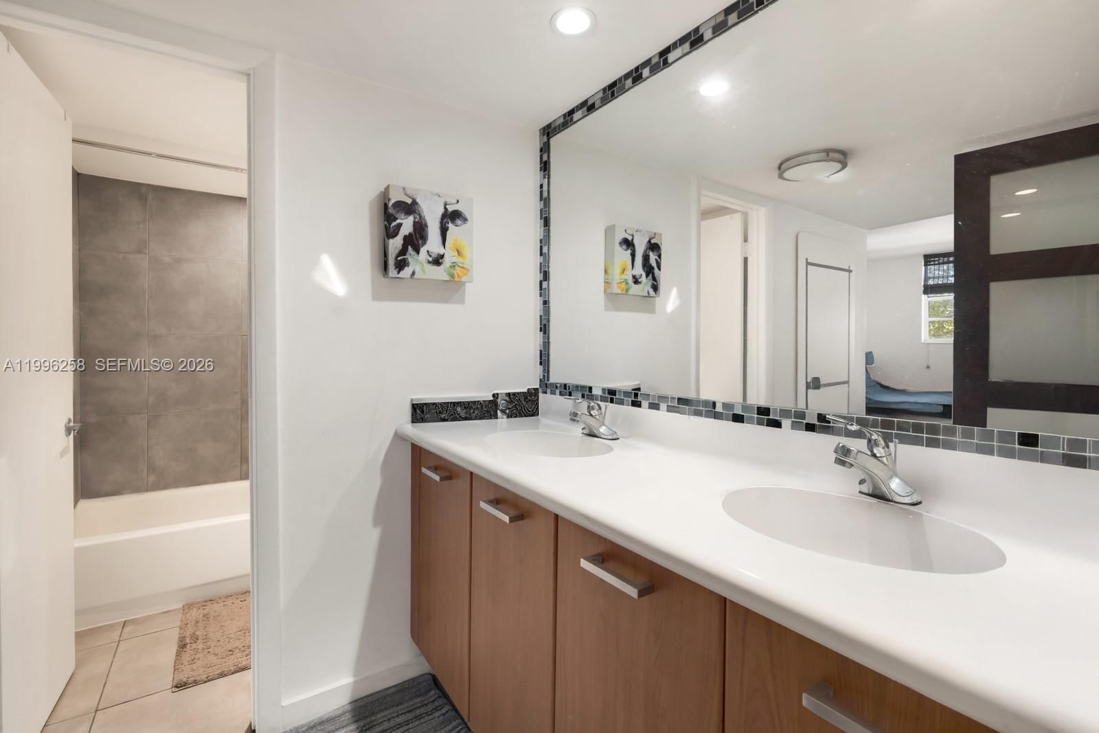 Real estate property located at 680 64th St A300, Miami-dade, Nirvana Condo No One Cond, Miami, FL