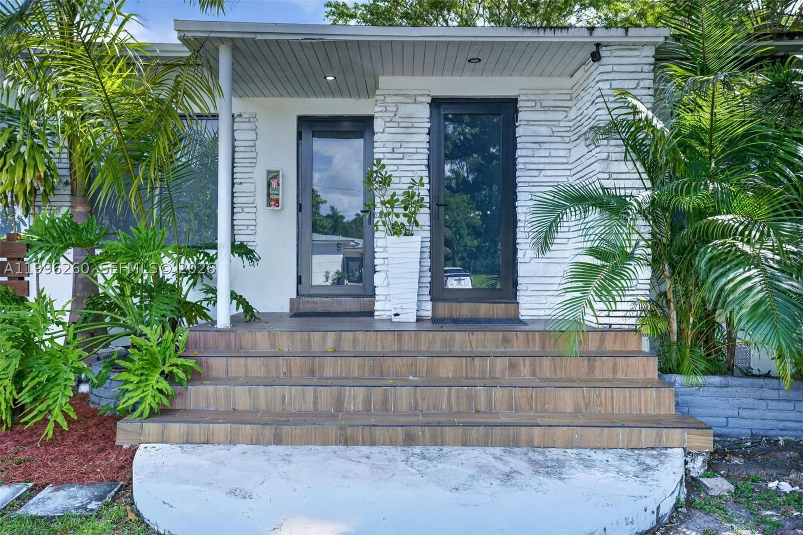 Real estate property located at 7811 10th Ct, Miami-dade, Haynsworth Village, Miami, FL