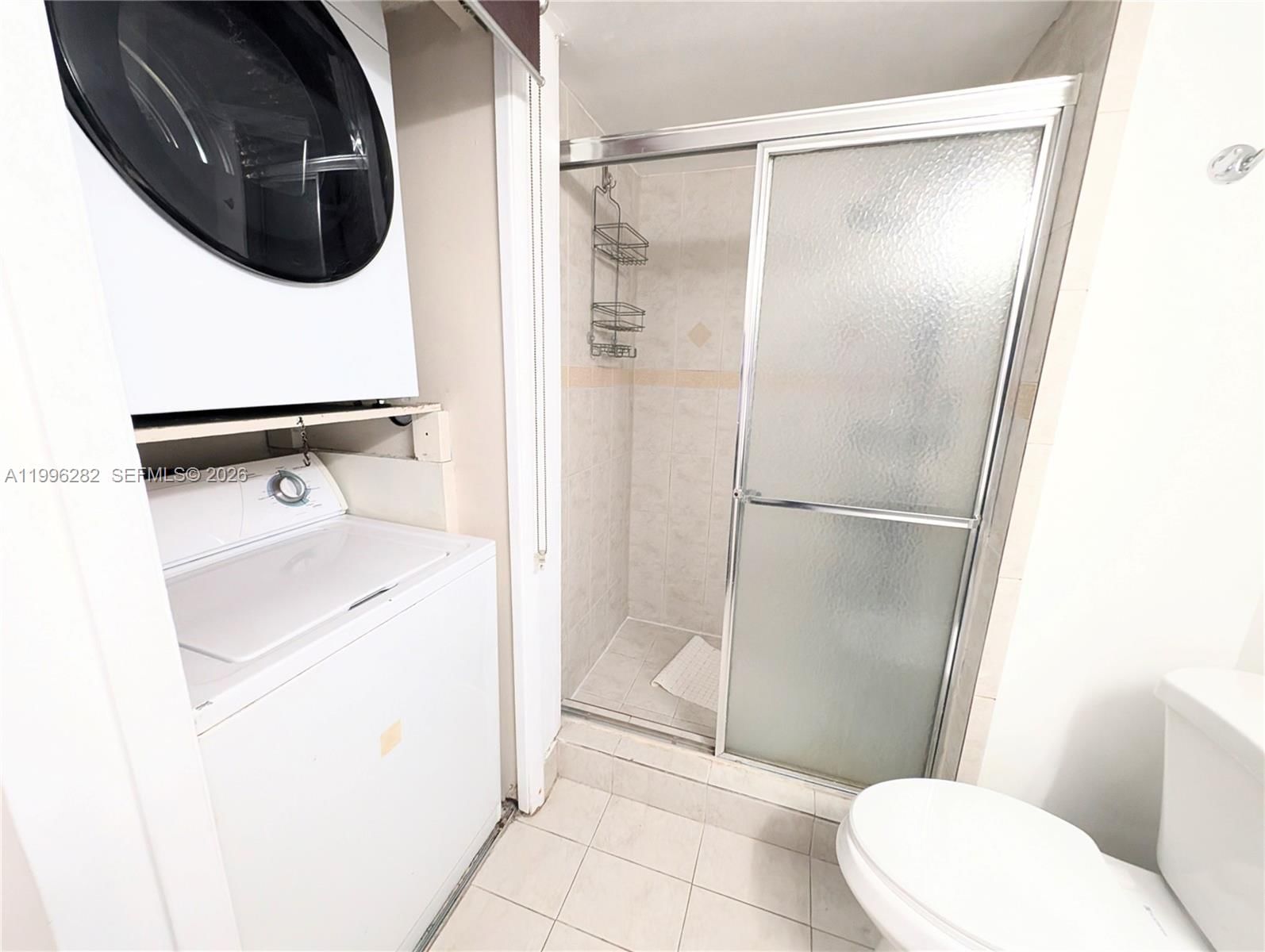 Real estate property located at 310 Lakeview Dr #105, Broward, Racquet Club Apts At Bona, Weston, FL