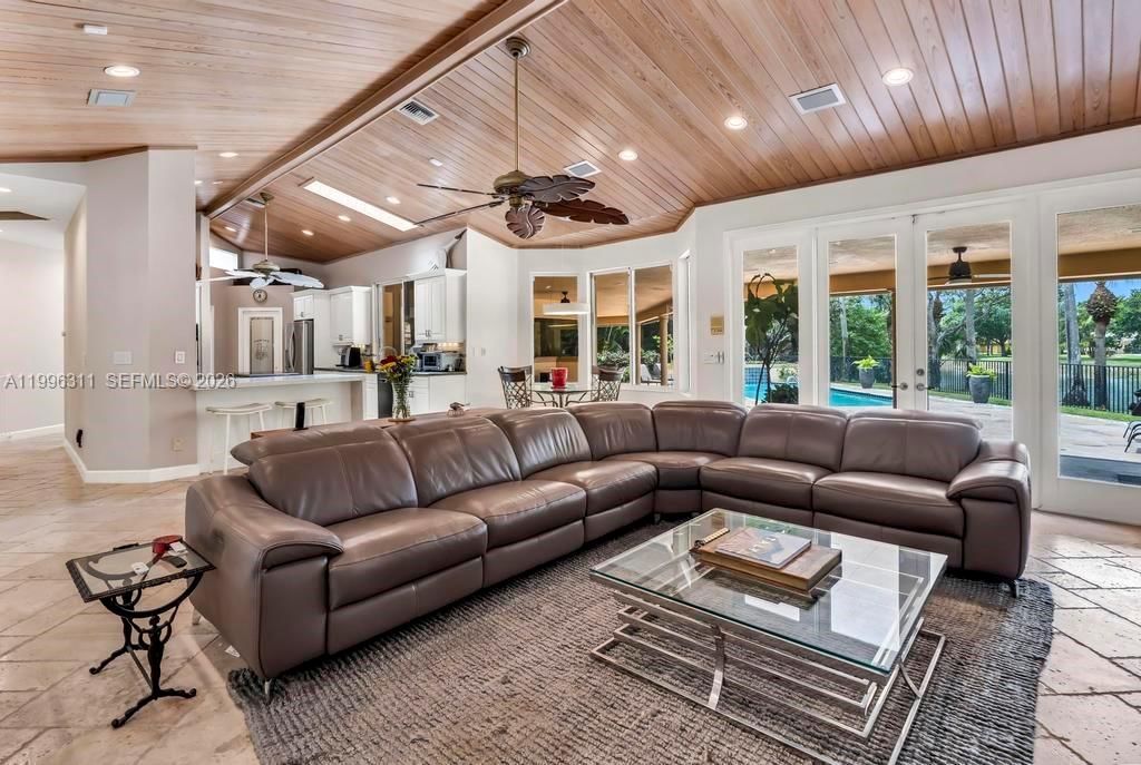 Real estate property located at 5328 Leitner Dr, Broward, Whispering Woods, Coral Springs, FL