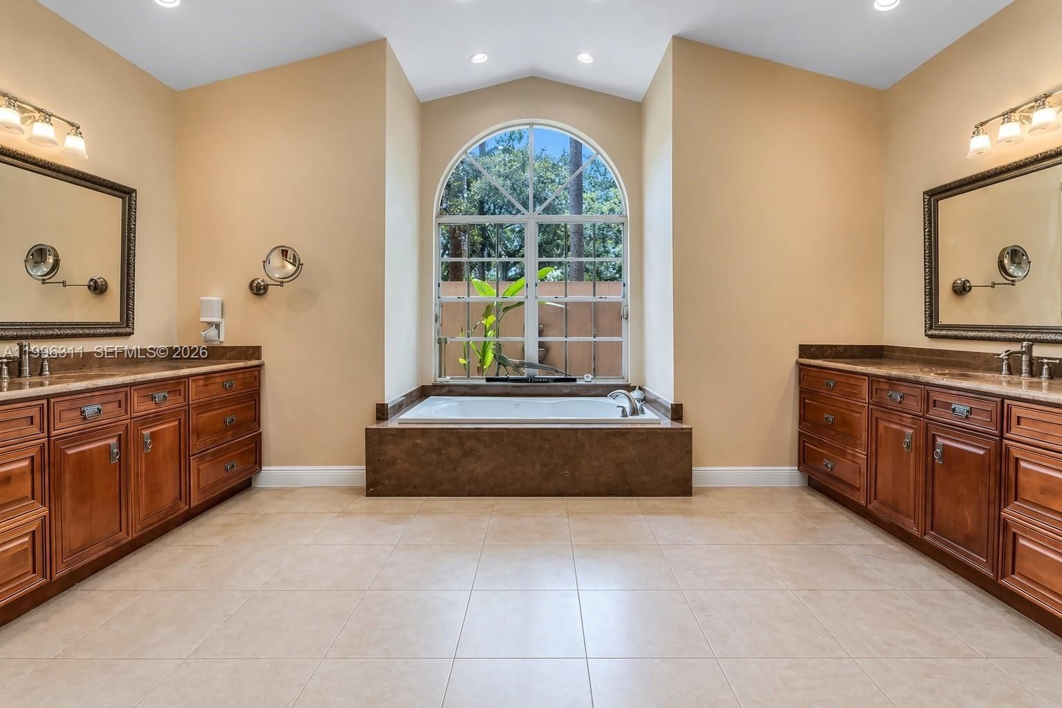 Real estate property located at 5328 Leitner Dr, Broward, Whispering Woods, Coral Springs, FL