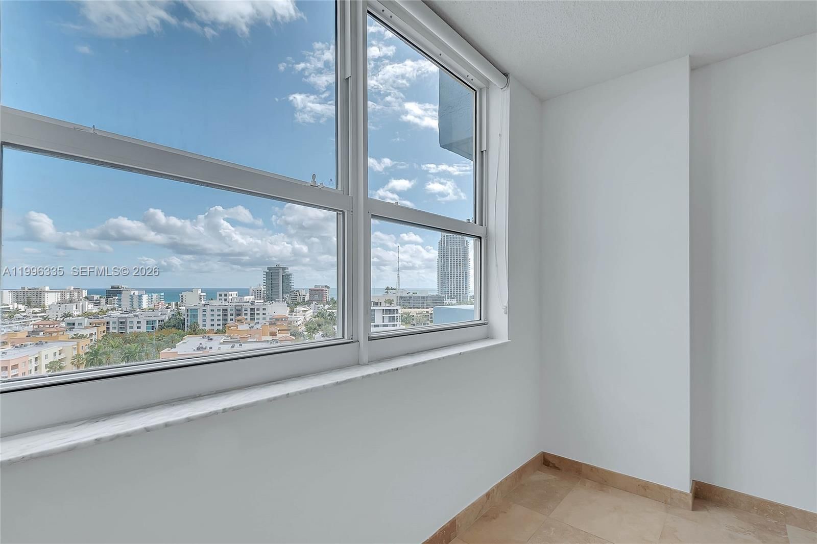 Real estate property located at 90 Alton Rd #1409, Miami-dade, Yacht Club At Portofino, Miami Beach, FL