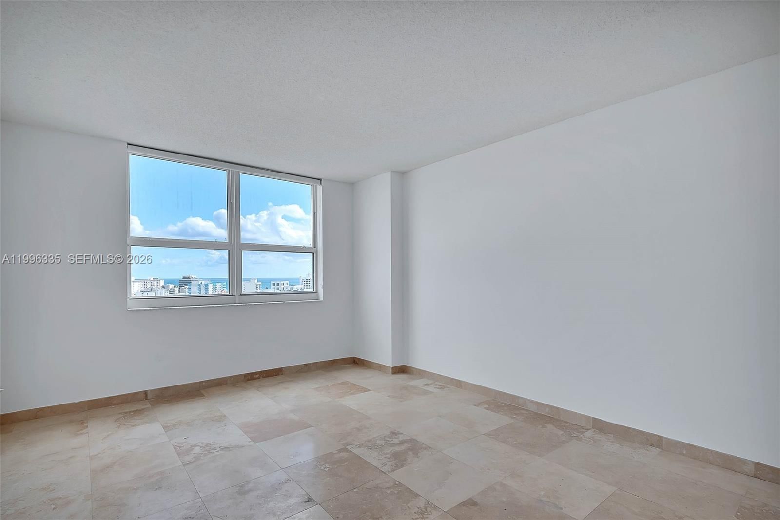 Real estate property located at 90 Alton Rd #1409, Miami-dade, Yacht Club At Portofino, Miami Beach, FL