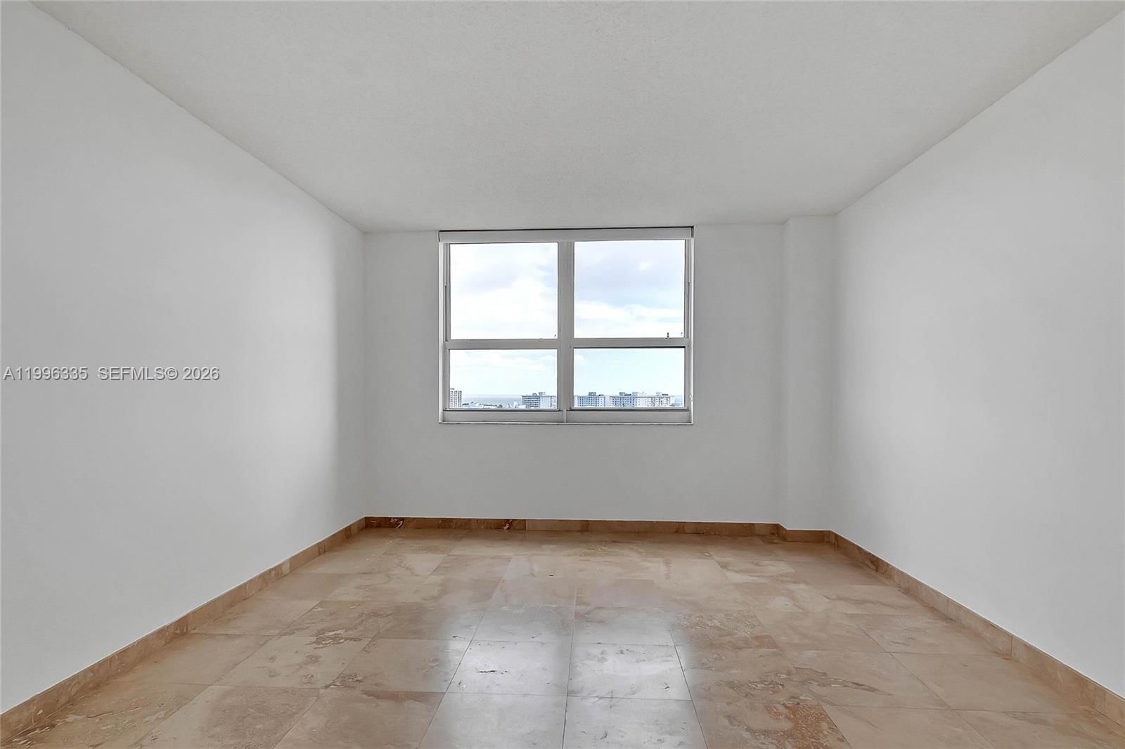 Real estate property located at 90 Alton Rd #1409, Miami-dade, Yacht Club At Portofino, Miami Beach, FL