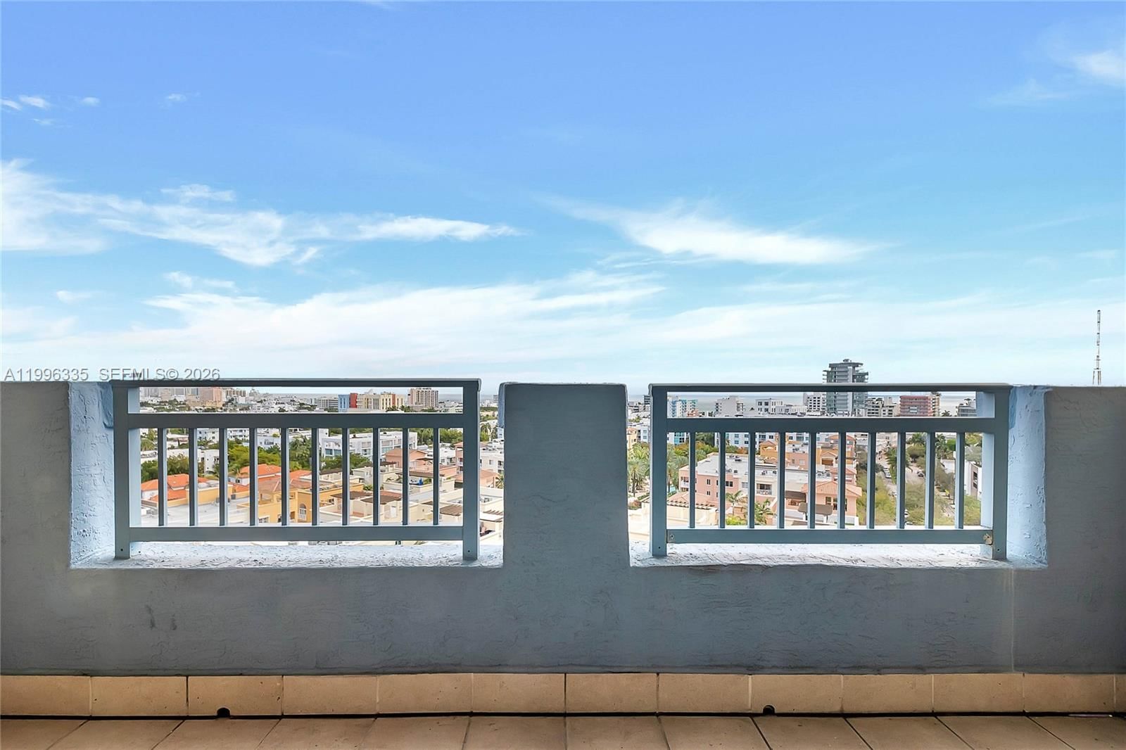 Real estate property located at 90 Alton Rd #1409, Miami-dade, Yacht Club At Portofino, Miami Beach, FL