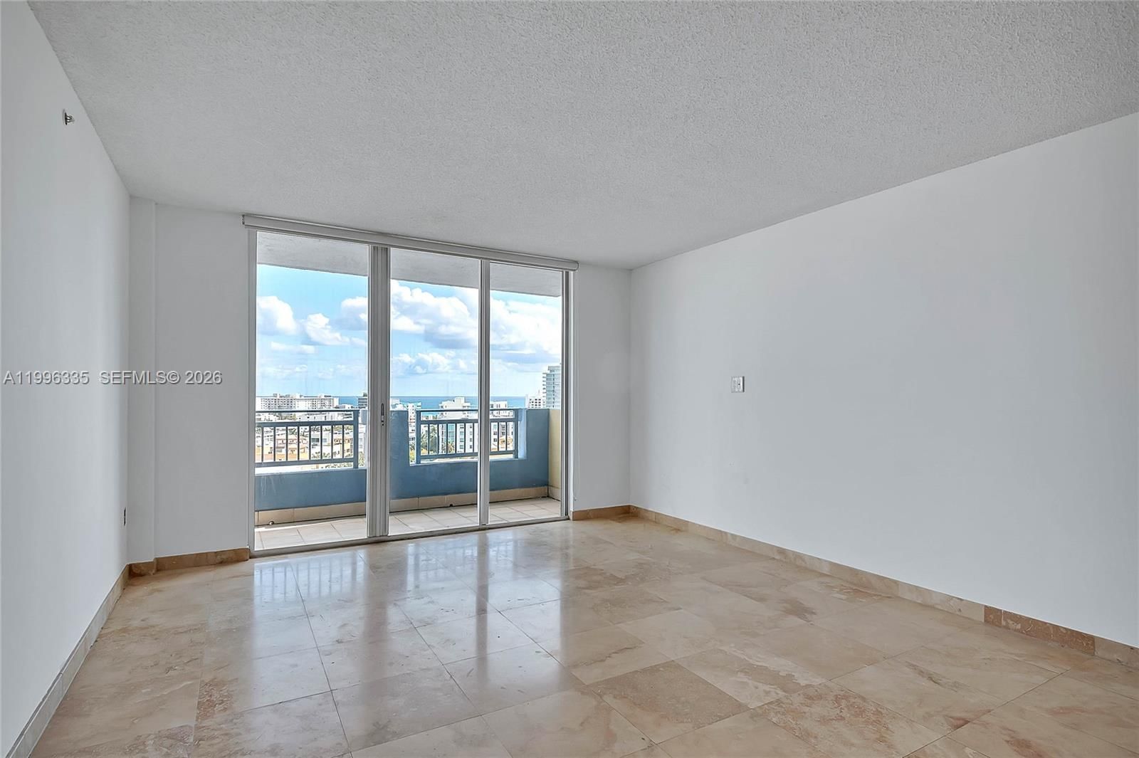 Real estate property located at 90 Alton Rd #1409, Miami-dade, Yacht Club At Portofino, Miami Beach, FL
