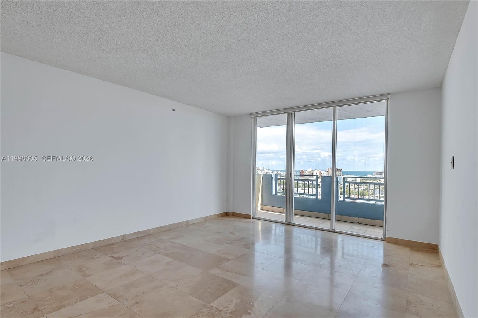 Real estate property located at 90 Alton Rd #1409, Miami-dade, Yacht Club At Portofino, Miami Beach, FL