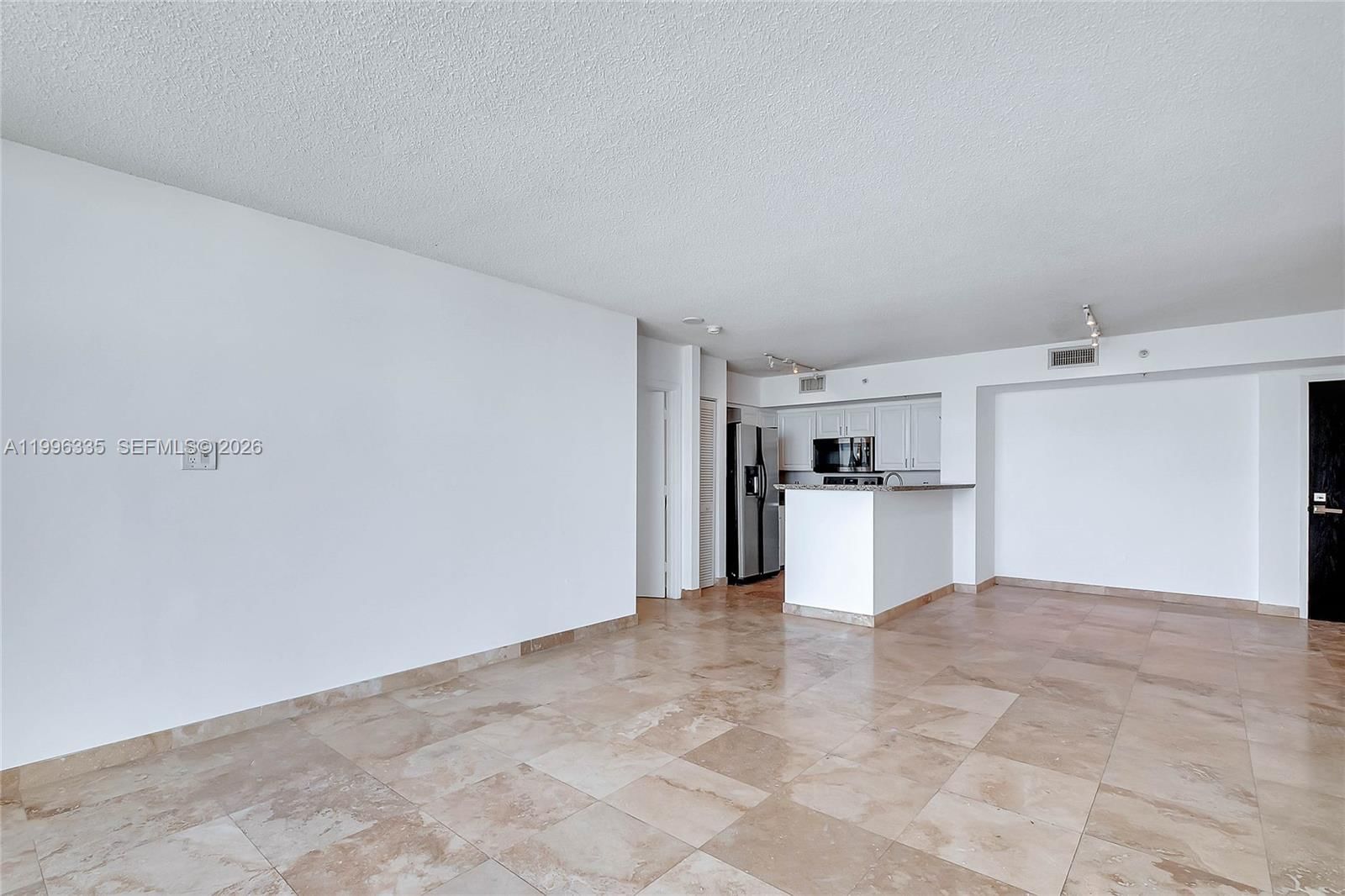 Real estate property located at 90 Alton Rd #1409, Miami-dade, Yacht Club At Portofino, Miami Beach, FL