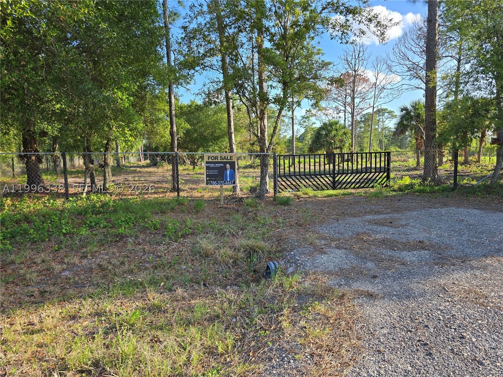 Real estate property located at 466 Hunting Club Ave, Hendry, Montura South Half (10080, Clewiston, FL