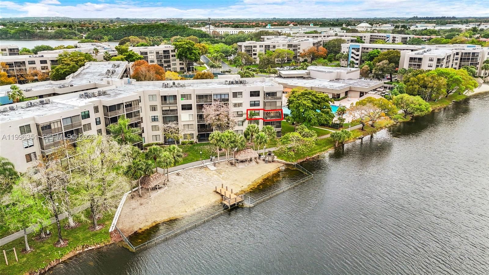 Real estate property located at 1101 Colony Point Cir #301, Broward, Colony Point 4 Condo, Pembroke Pines, FL