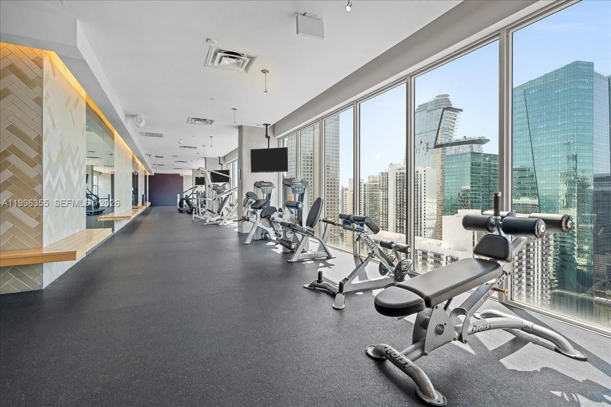 Real estate property located at 151 1st St #3107, Miami-dade, Centro Condo, Miami, FL