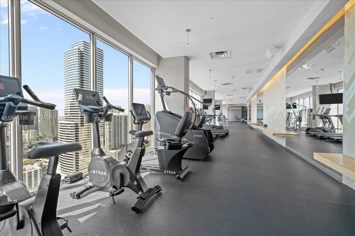 Real estate property located at 151 1st St #3107, Miami-dade, Centro Condo, Miami, FL