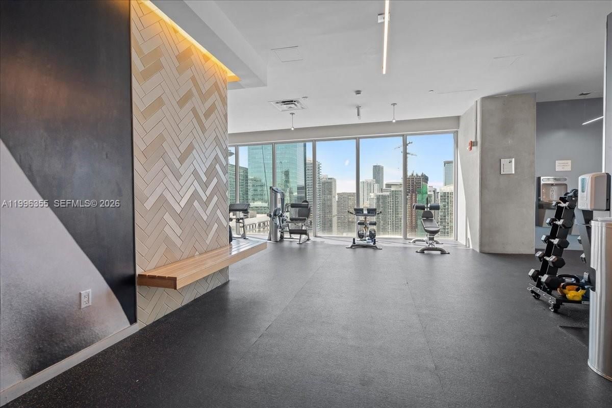 Real estate property located at 151 1st St #3107, Miami-dade, Centro Condo, Miami, FL