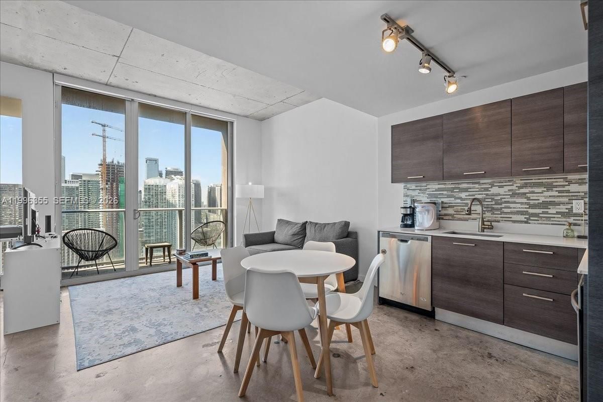 Real estate property located at 151 1st St #3107, Miami-dade, Centro Condo, Miami, FL