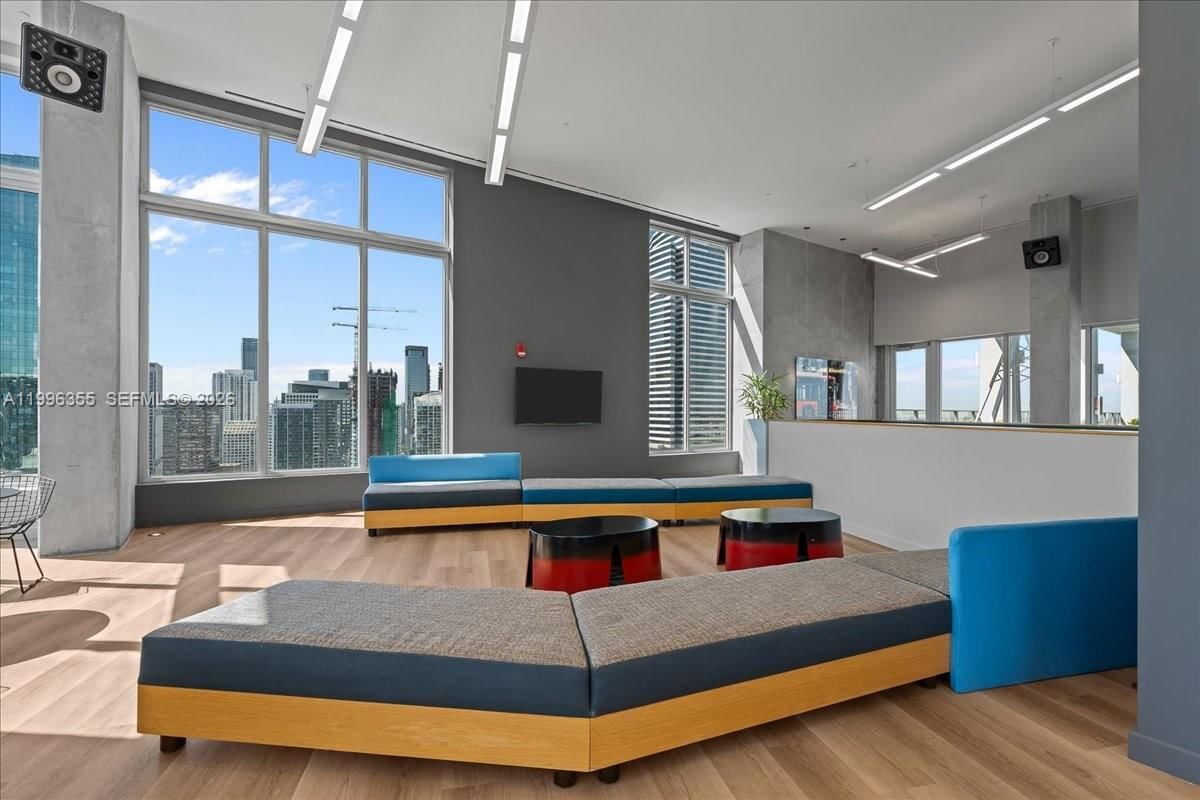 Real estate property located at 151 1st St #3107, Miami-dade, Centro Condo, Miami, FL