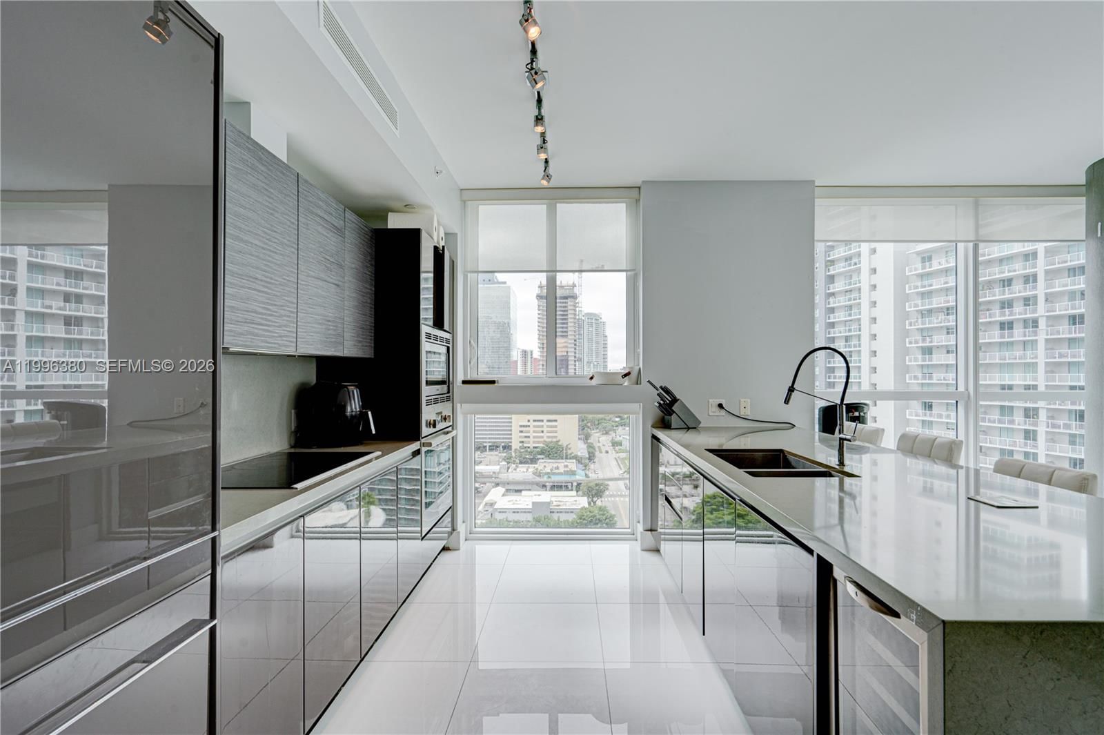 Real estate property located at 1080 Brickell Ave #1801, Miami-dade, The Bondo (1080 Brickell), Miami, FL