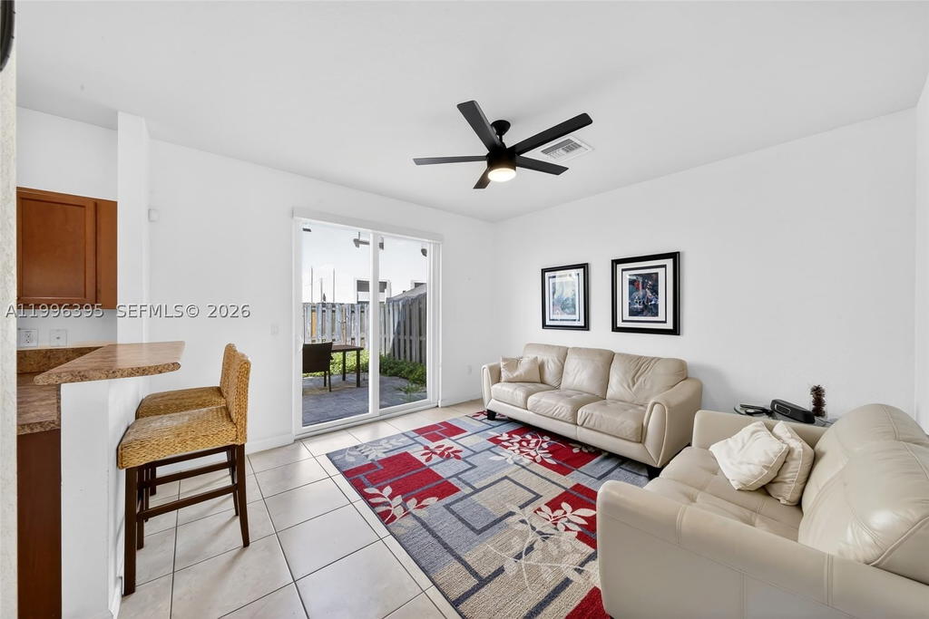 Real estate property located at 8766 112th Path, Miami-dade, Islands At Doral Northwes, Doral, FL