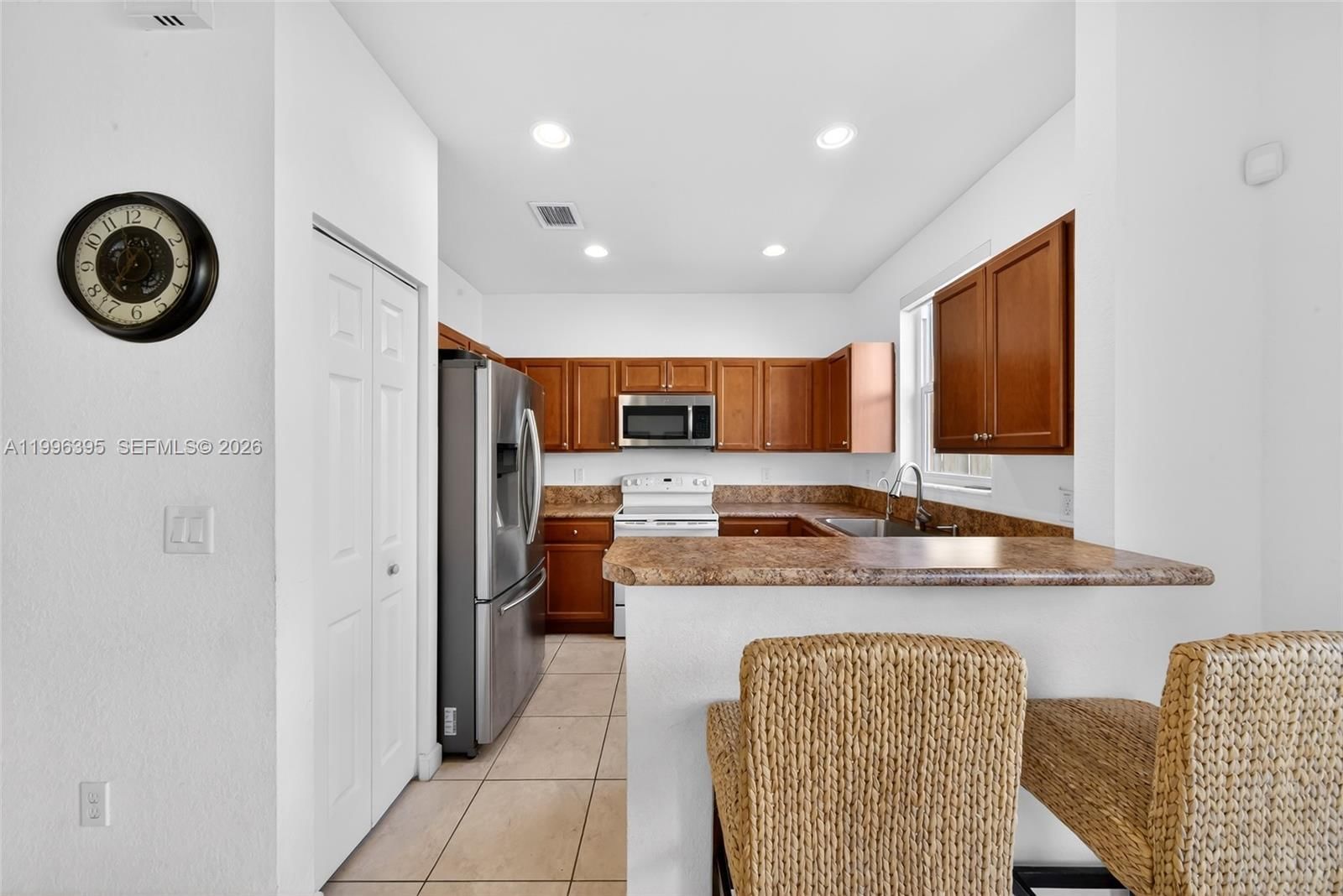 Real estate property located at 8766 112th Path, Miami-dade, Islands At Doral Northwes, Doral, FL