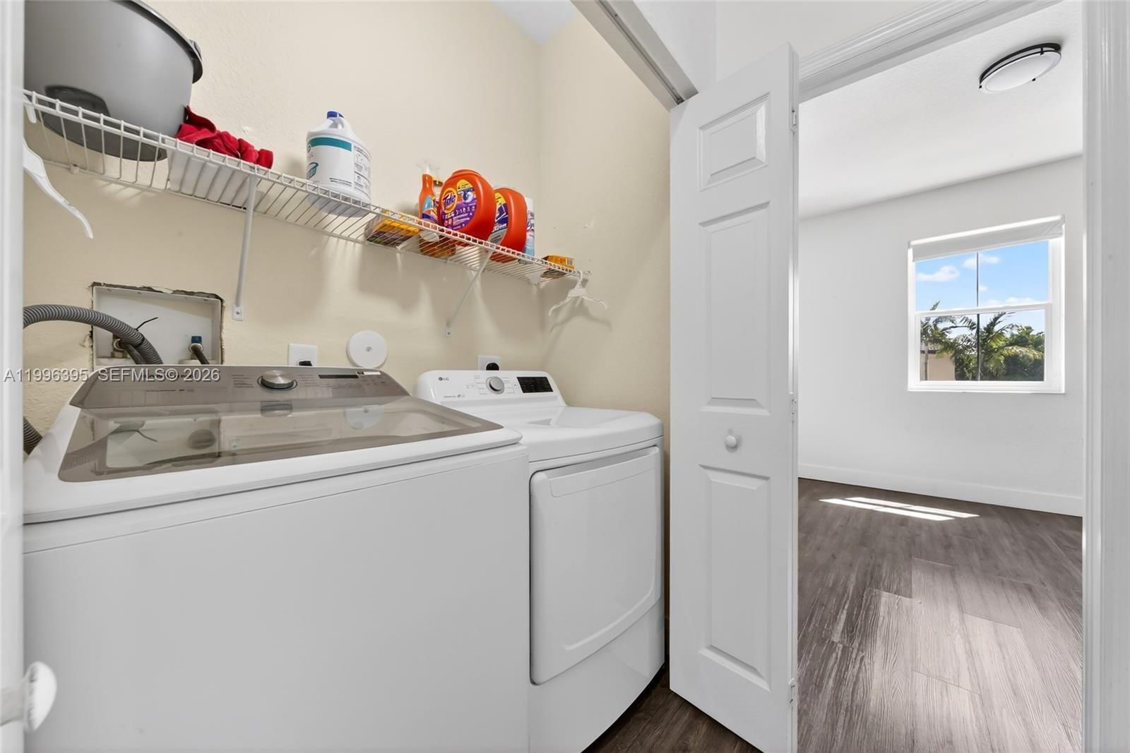 Real estate property located at 8766 112th Path, Miami-dade, Islands At Doral Northwes, Doral, FL