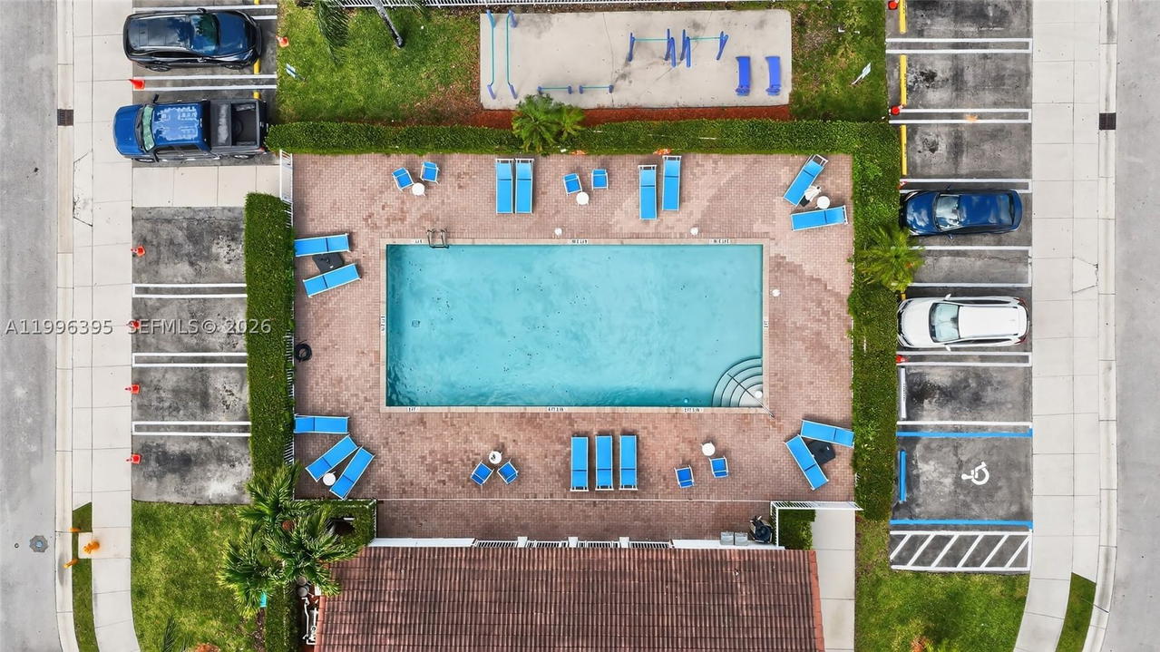 Real estate property located at 8766 112th Path, Miami-dade, Islands At Doral Northwes, Doral, FL