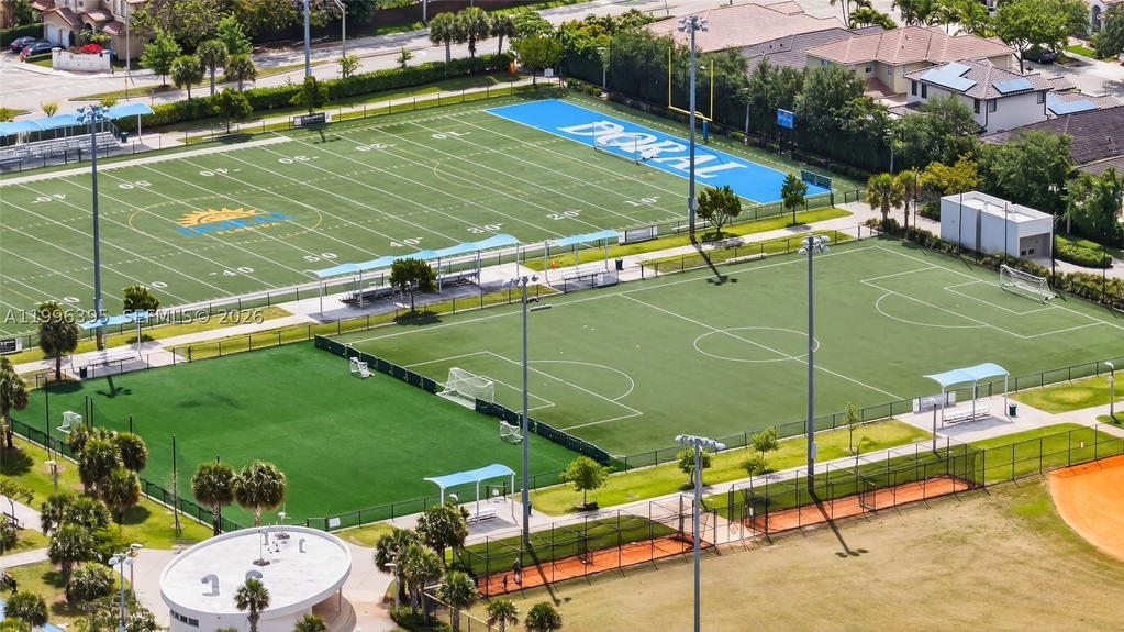 Real estate property located at 8766 112th Path, Miami-dade, Islands At Doral Northwes, Doral, FL