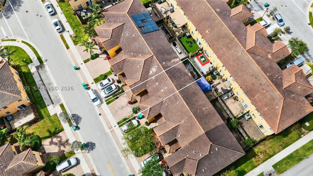Real estate property located at 8766 112th Path, Miami-dade, Islands At Doral Northwes, Doral, FL
