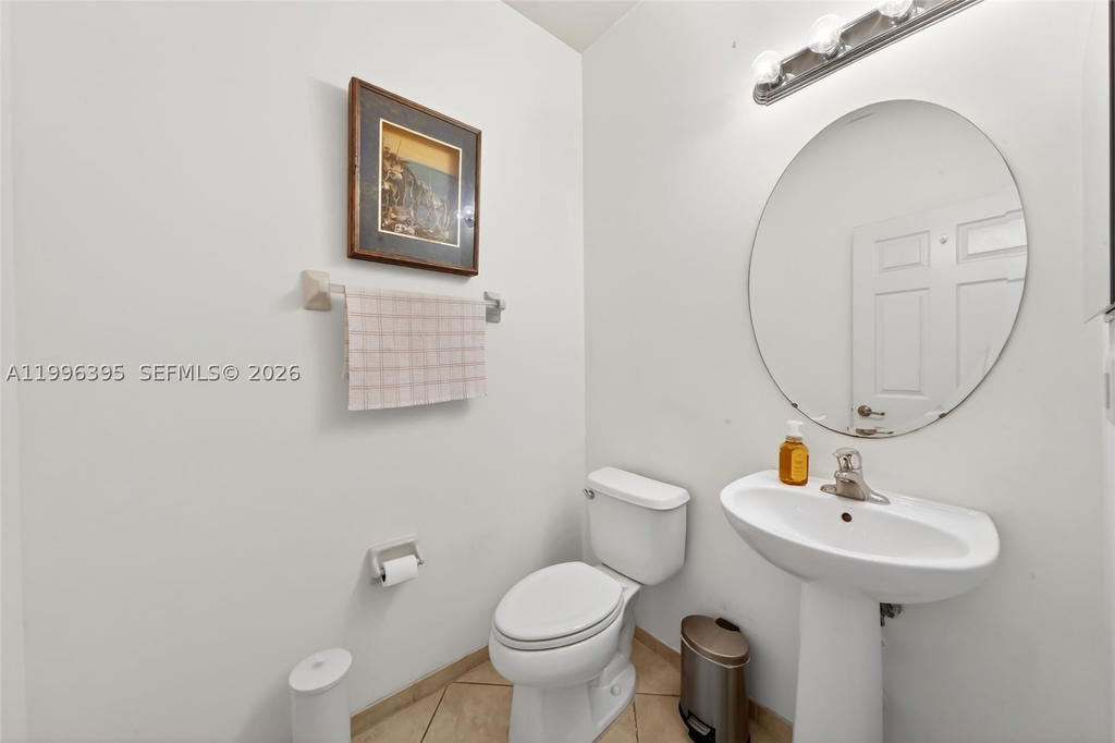 Real estate property located at 8766 112th Path, Miami-dade, Islands At Doral Northwes, Doral, FL