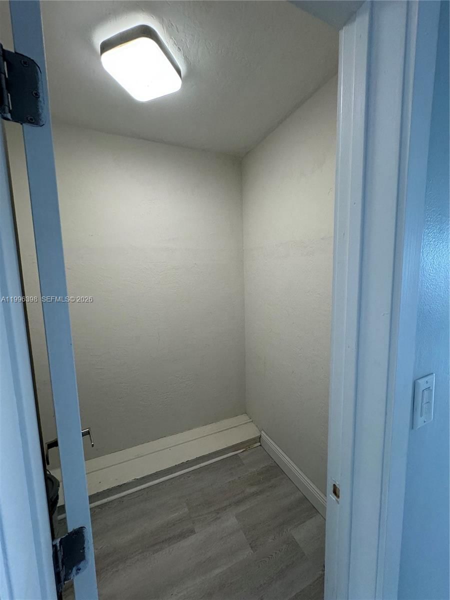 Real estate property located at 1398 191st St C305, Miami-dade, Second Forum Condo, Miami, FL