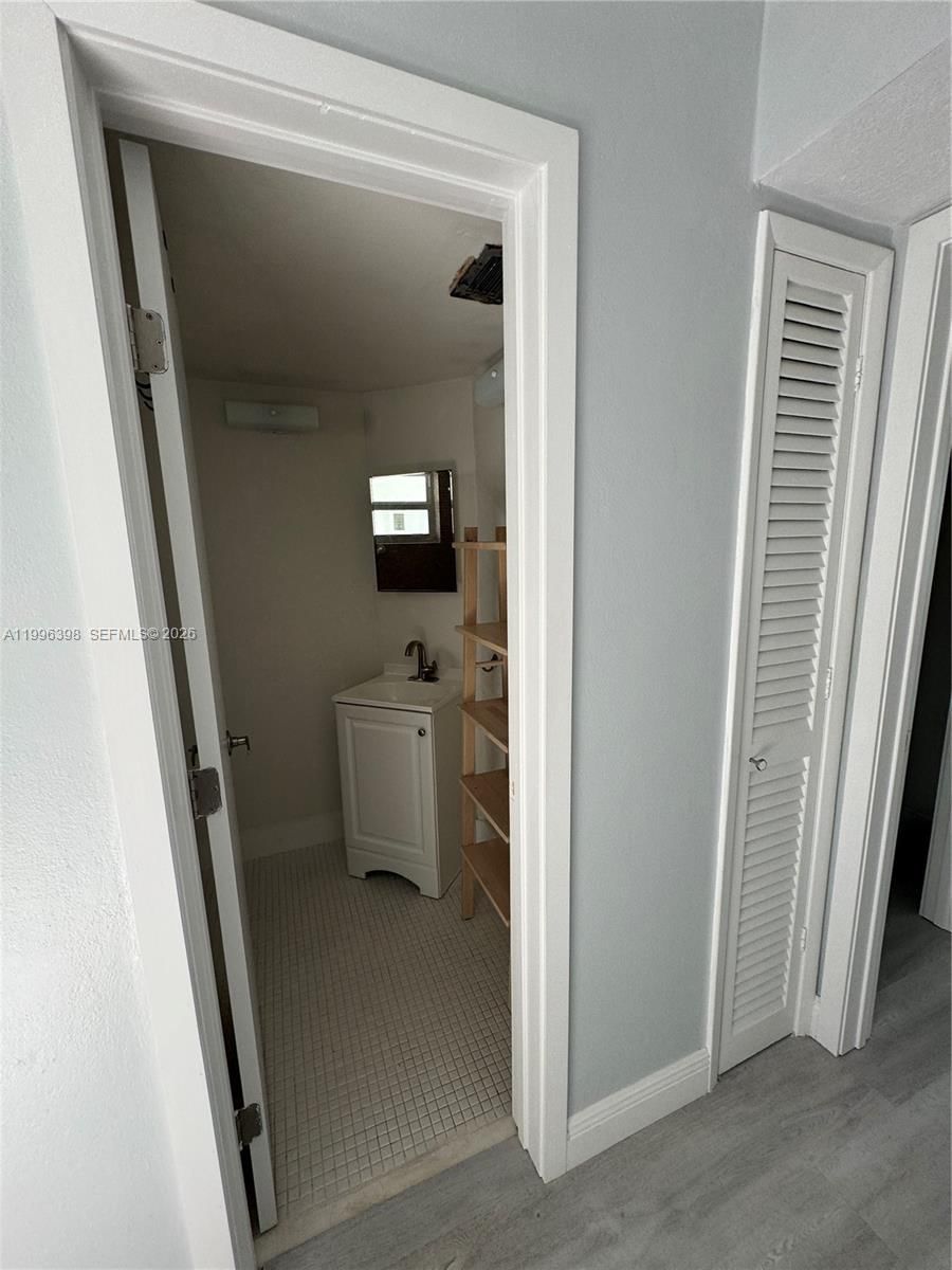 Real estate property located at 1398 191st St C305, Miami-dade, Second Forum Condo, Miami, FL