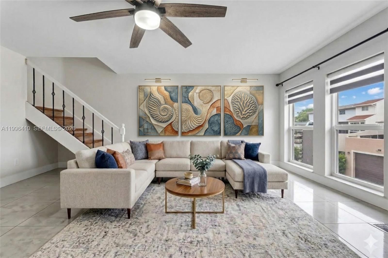 Real estate property located at 19530 55th Circle Place, Miami-dade, Lakes Of Acadia Unit 5, T, Miami Gardens, FL