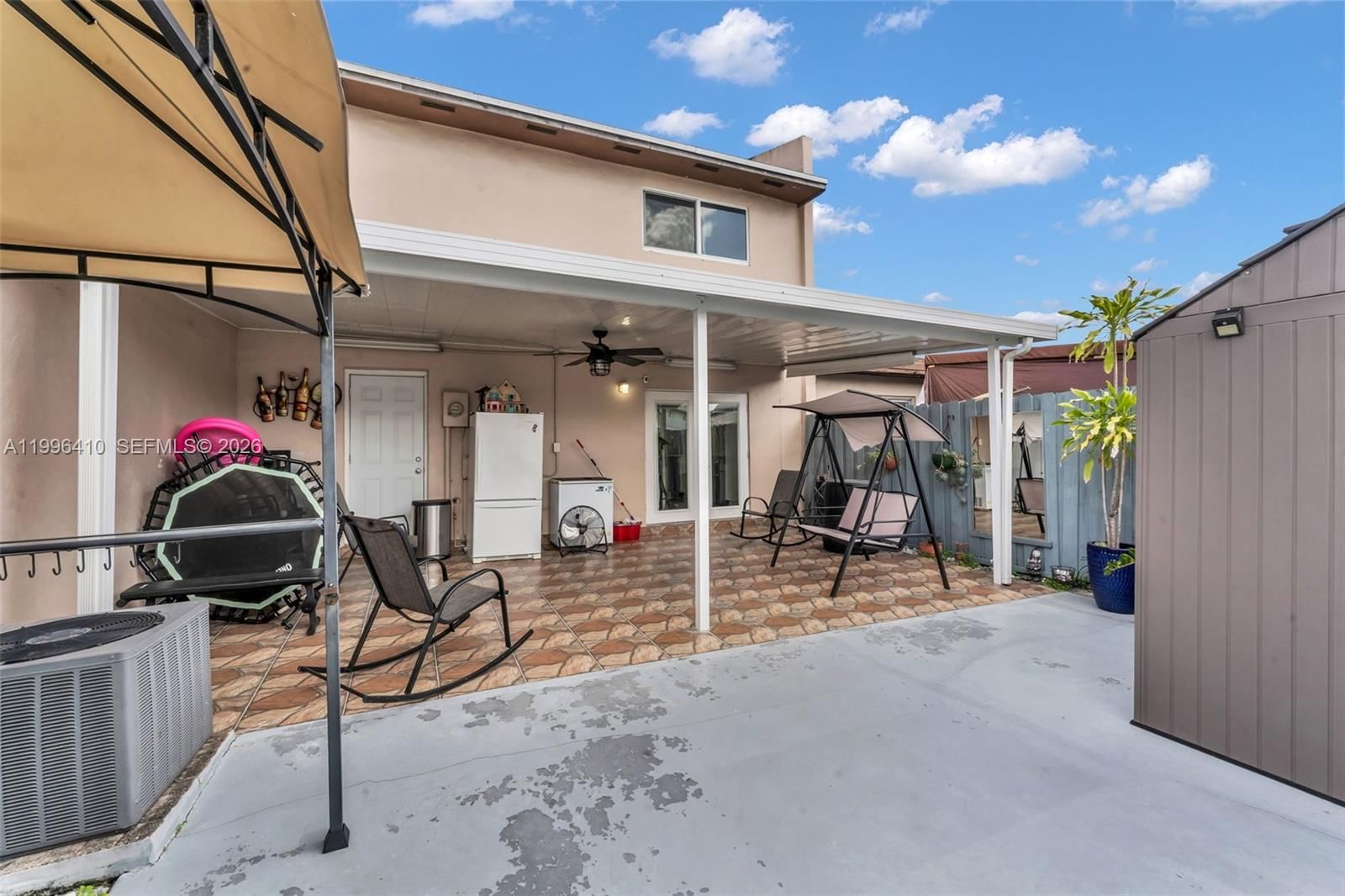 Real estate property located at 19530 55th Circle Place, Miami-dade, Lakes Of Acadia Unit 5, T, Miami Gardens, FL