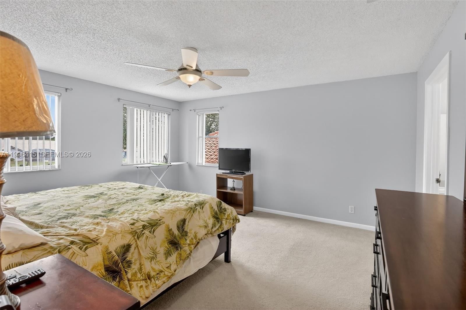 Real estate property located at 9481 Oak Grove Cir, Broward, Oak Grove At Forest Ridge, Davie, FL