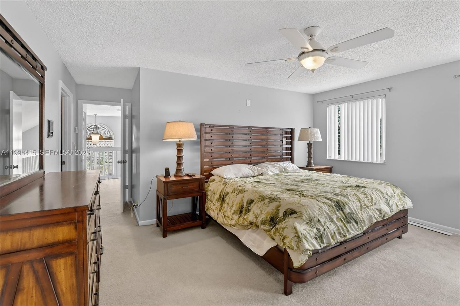 Real estate property located at 9481 Oak Grove Cir, Broward, Oak Grove At Forest Ridge, Davie, FL