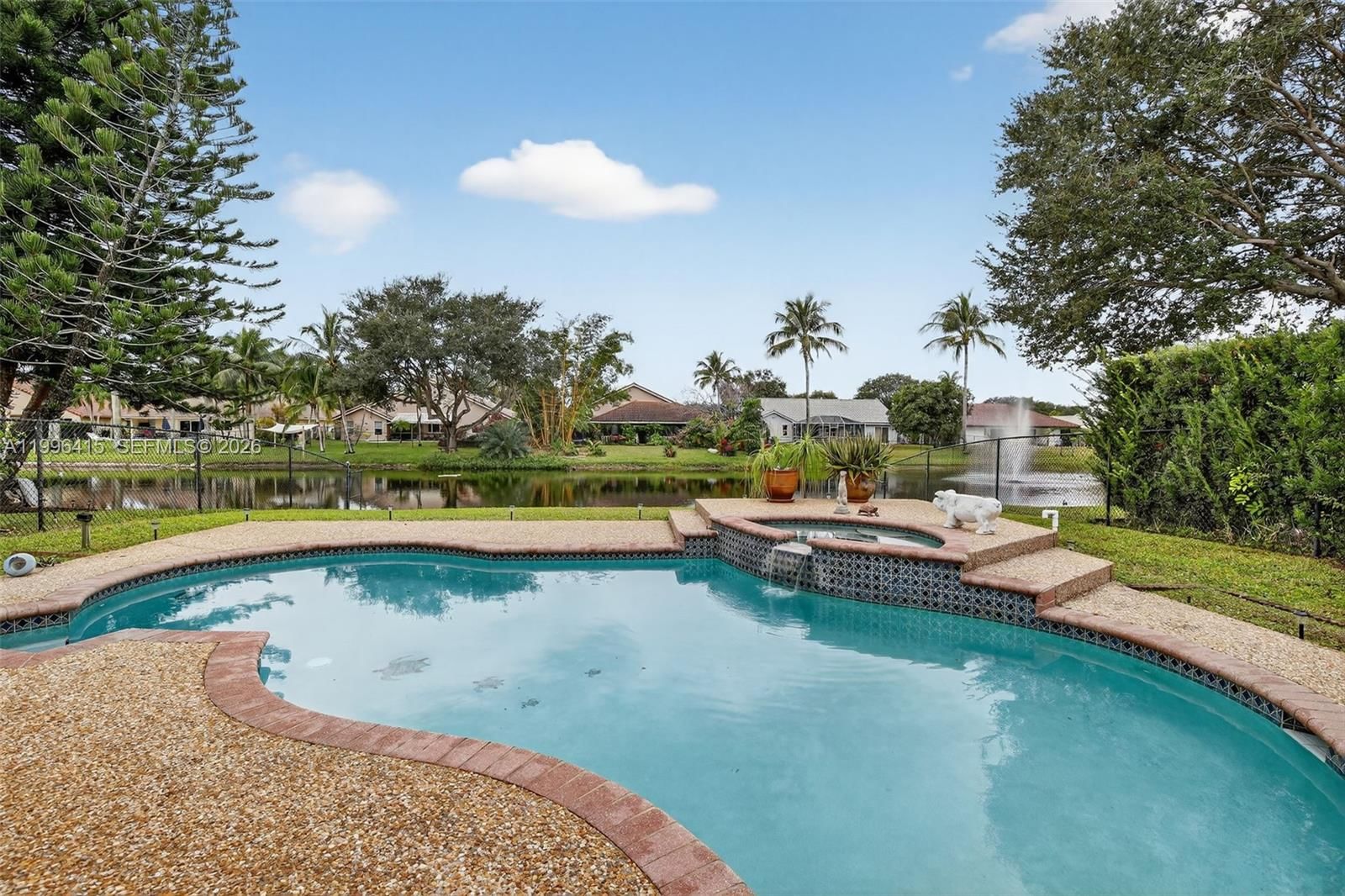 Real estate property located at 9481 Oak Grove Cir, Broward, Oak Grove At Forest Ridge, Davie, FL